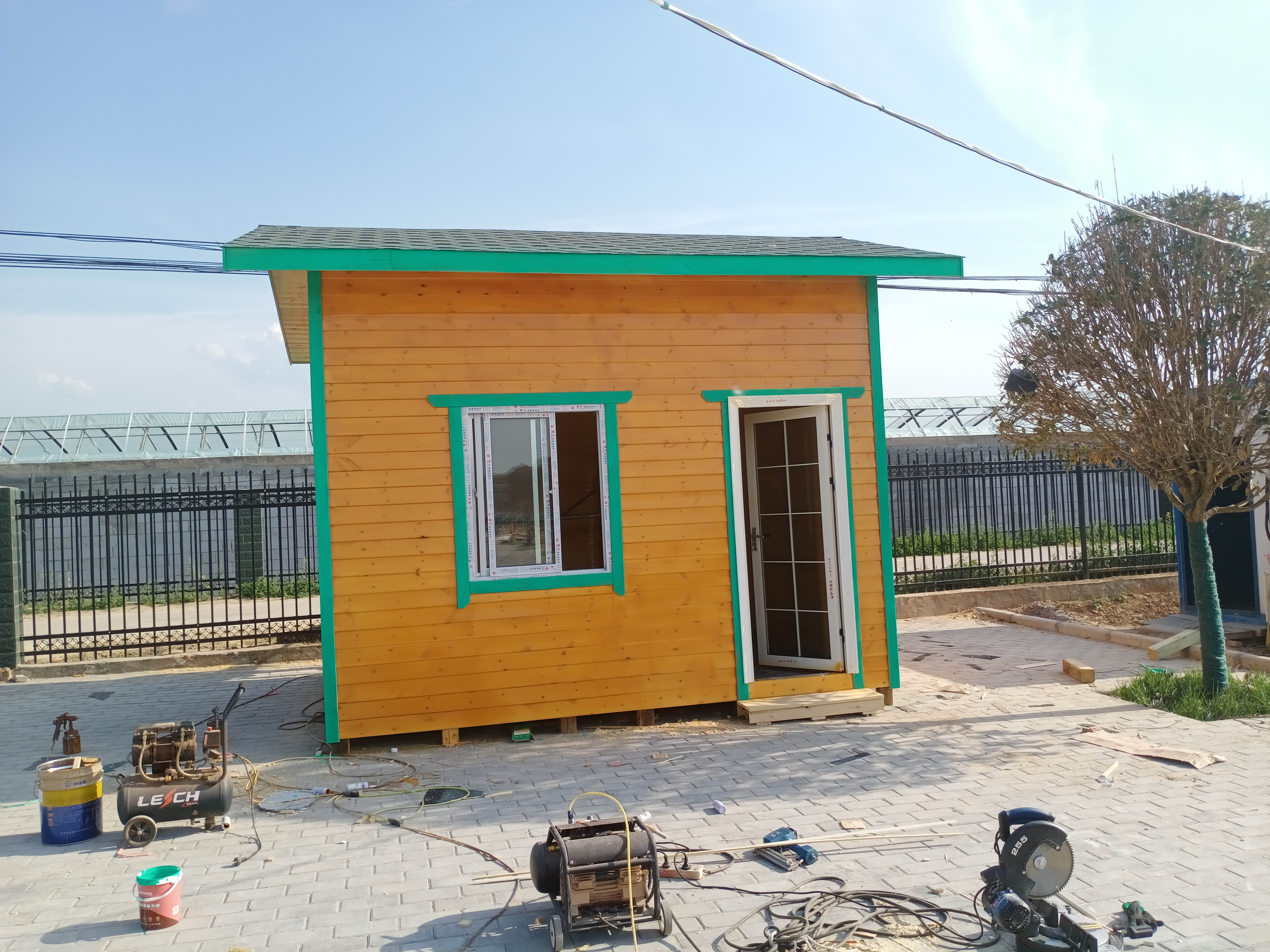 庭院小茶室改造，防腐木木屋难道不更有氛围感？